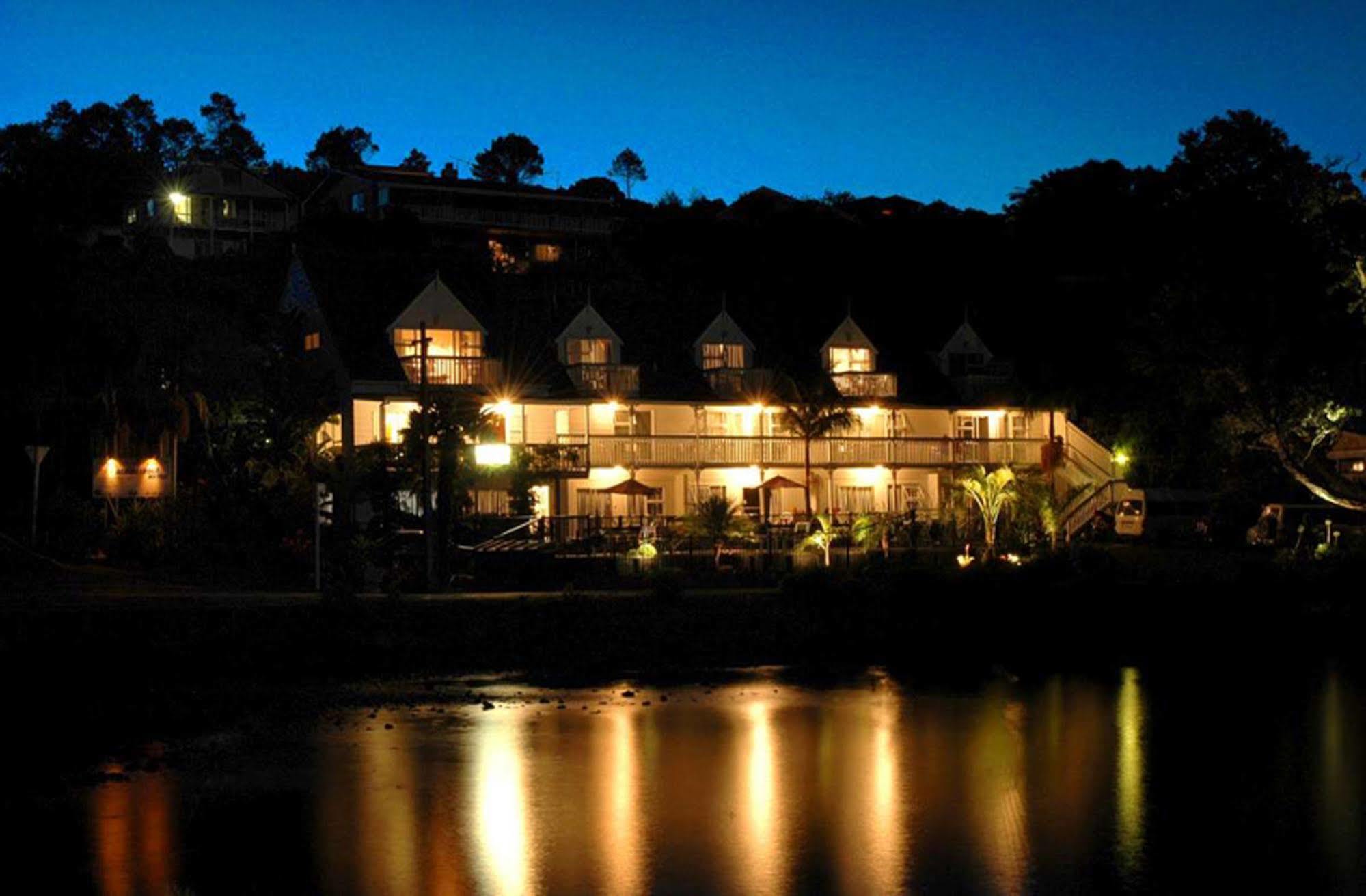 Acacia Lodge Motel Мангонуи Екстериор снимка